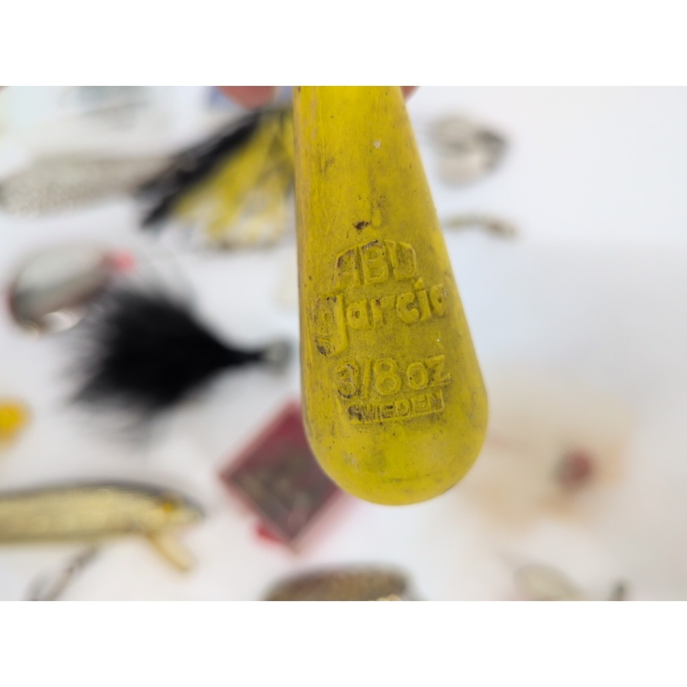 Vintage Fishing Lures Lot Mepps Aglia Red Devil Rapala Hula Spinners Hooks - Picture 8 of 14